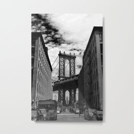 Travel photography “Brooklyn, New York” | Black and white Art Print in Brooklyn with a view of Manhattan Bridge and the Empire State Building Metal Print | Travel Photography, America, Manhattan, Cityscape, Photo, Nyc, New York, Architecture, Picture, Newyorkcity 