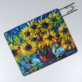 Sunflowers In A Vase Picnic Blanket
